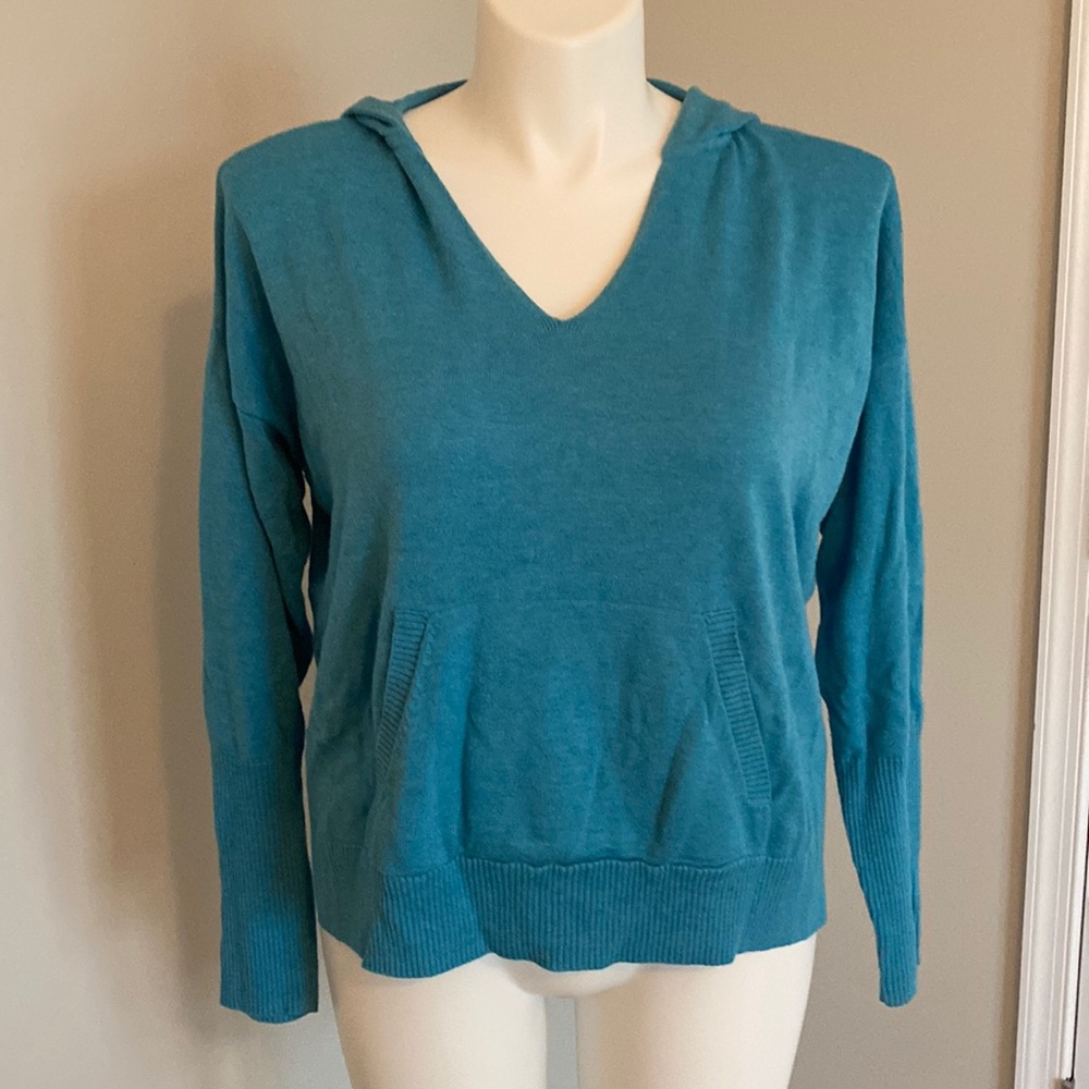 Cabi Hop to Hoodie size L.